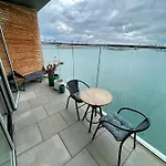 Seaview Apartment