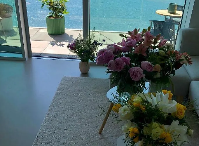Seaview Apartment